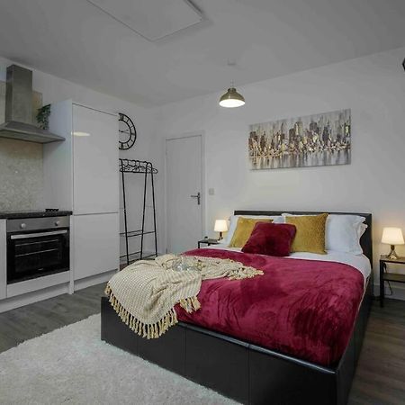 40% Off - Business - Couples - Contractors Διαμέρισμα Μπλάκπουλ Εξωτερικό φωτογραφία